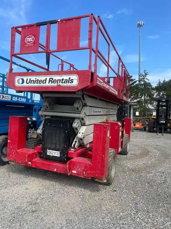 2017 MEC 6092RT Rough Terrain Scissor Lift