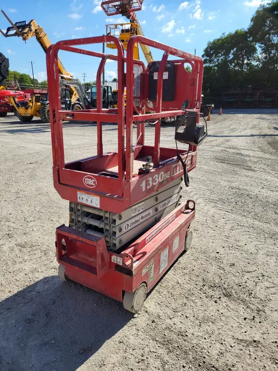 2019 MEC 1330SE Scissor Lift