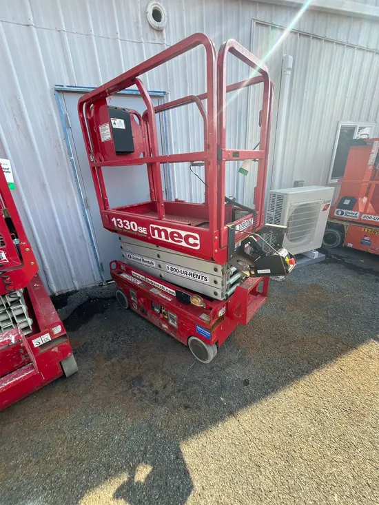 2019 MEC 1330SE Scissor Lift