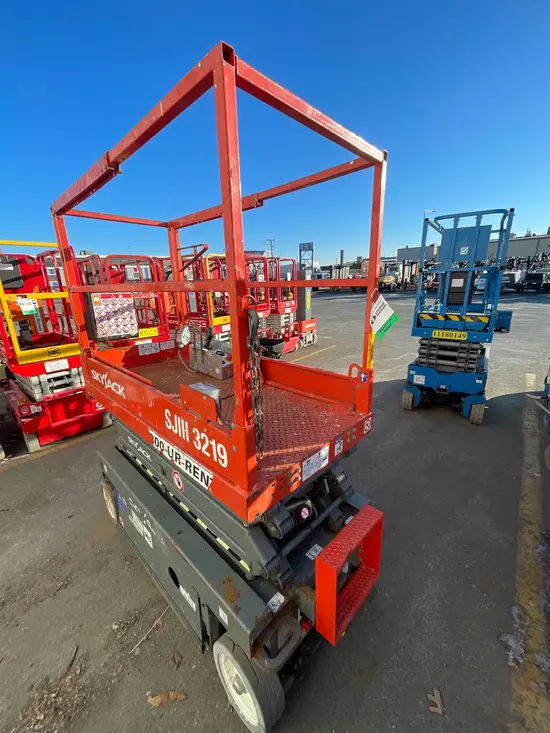2018 Skyjack SJIII3219 Scissor Lift