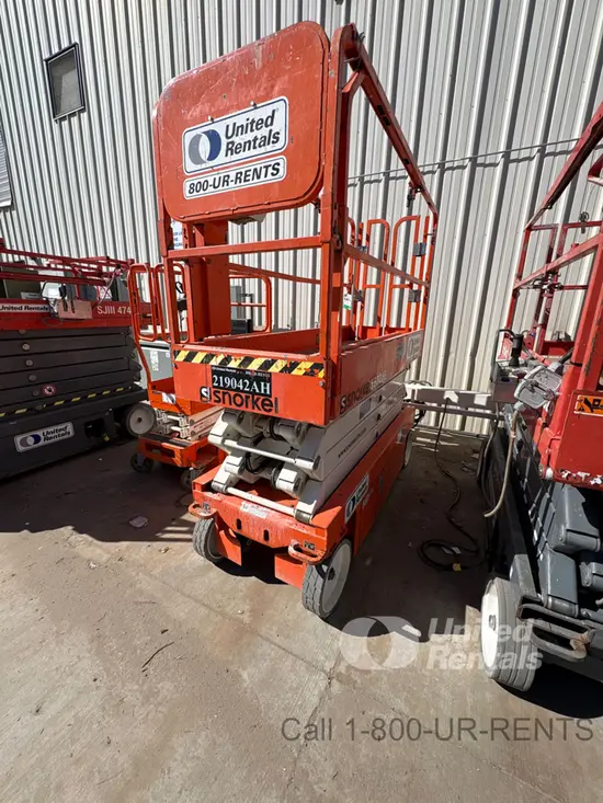 2018 Snorkel S3226E Scissor Lift