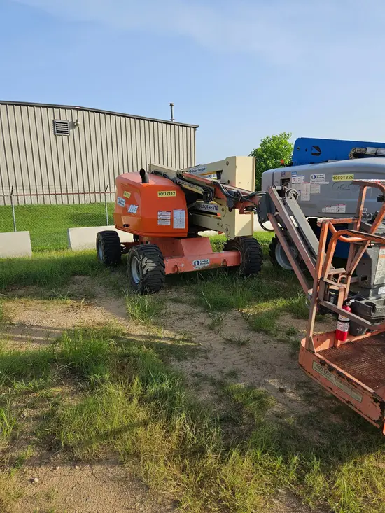 2017 JLG 450AJ Articulating Boom Lift