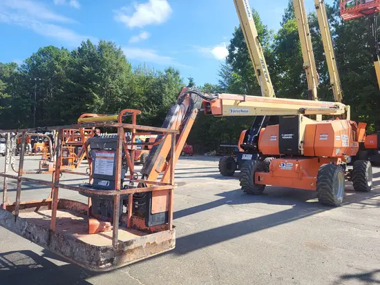 2016 JLG 800AJ Articulating Boom Lift