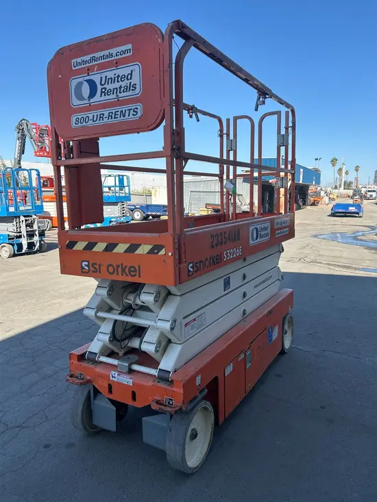 2019 Snorkel S3226E Scissor Lift