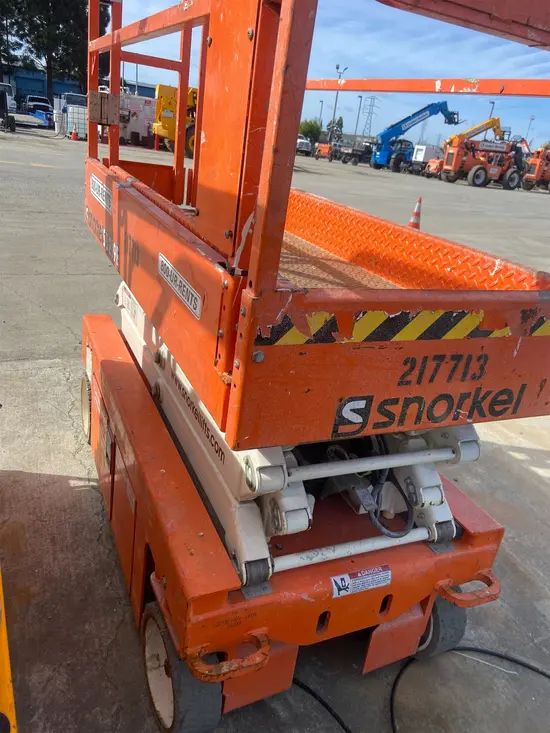 2018 Snorkel S3219E Scissor Lift