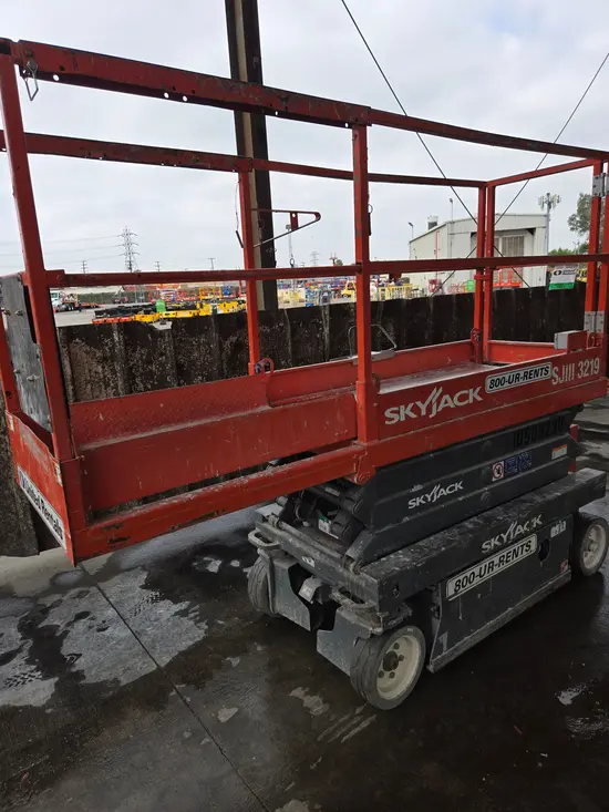 2016 Skyjack SJIII3219 Scissor Lift