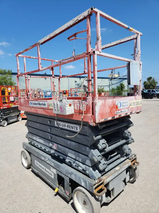 2017 Skyjack SJIII4740 Scissor Lift