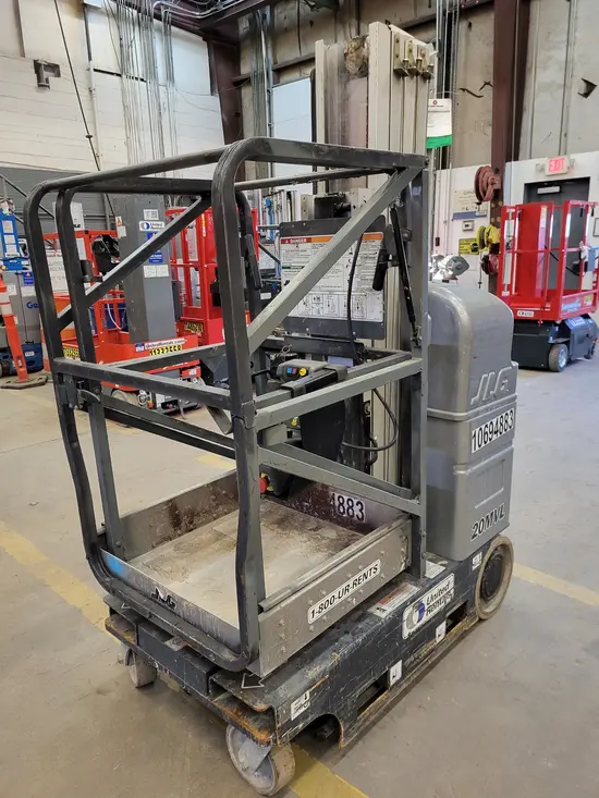 2017 JLG 20MVL Self-Propelled One-Person Lift