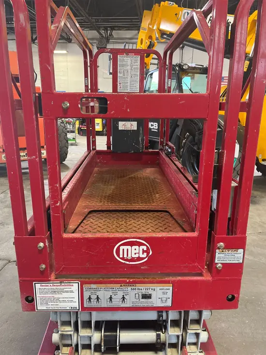 2018 MEC 1930SE Scissor Lift