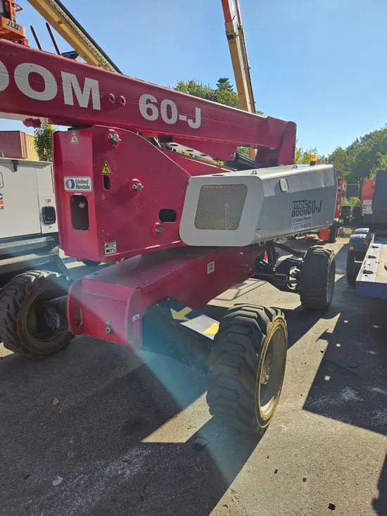 2016 MEC 60JD Boom Lift