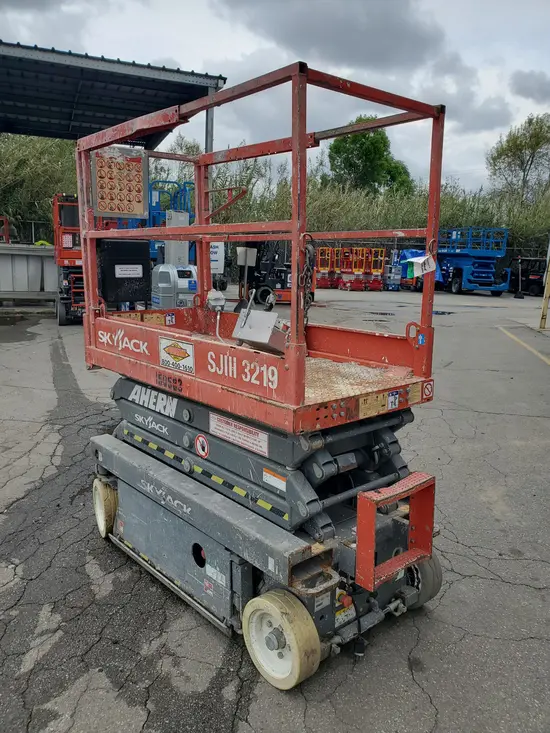 2015 Skyjack SJIII3219 Scissor Lift