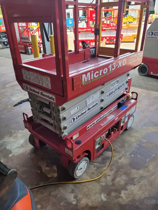 2021 MEC MICRO 13-XD Scissor Lift