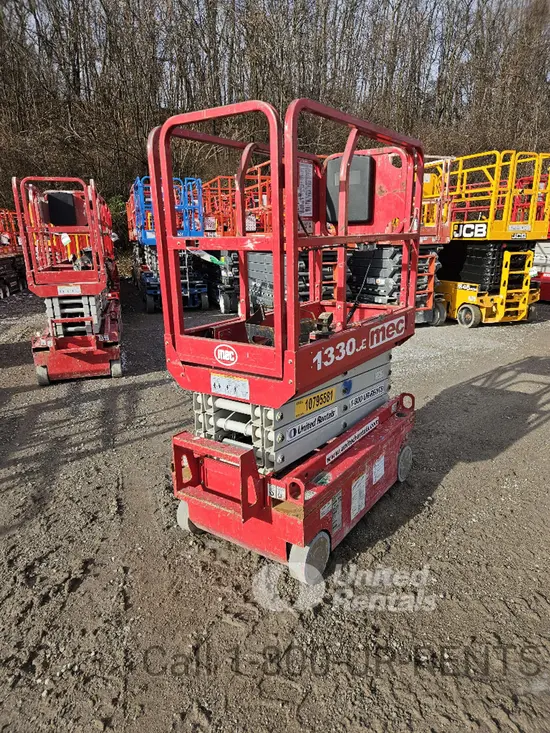 2018 MEC 1330SE Scissor Lift