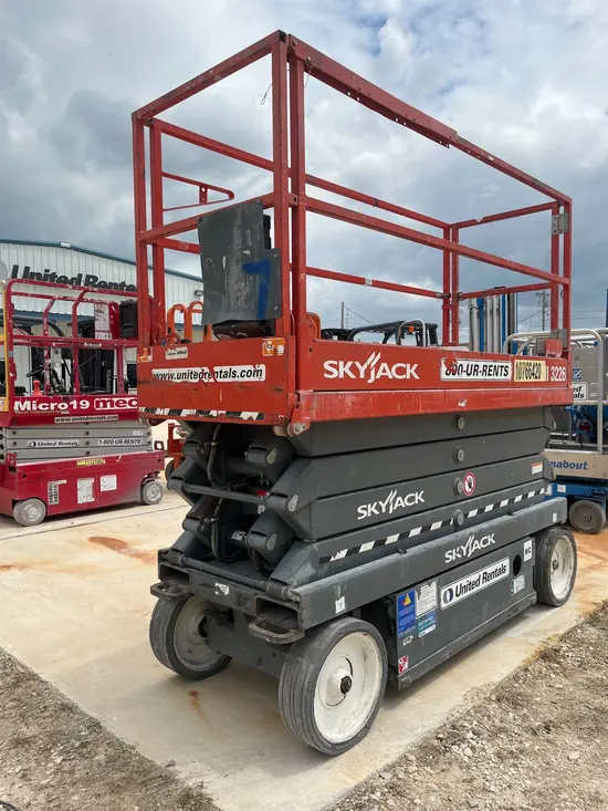 2018 Skyjack SJIII3226 Scissor Lift