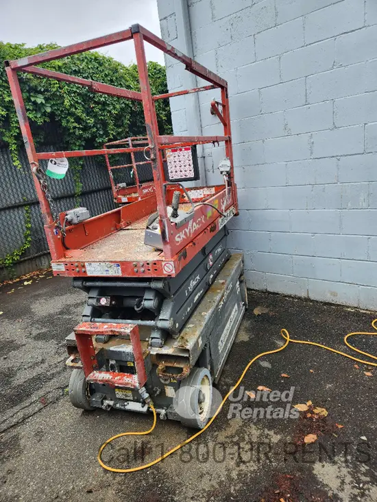 2017 Skyjack SJIII3219 Scissor Lift