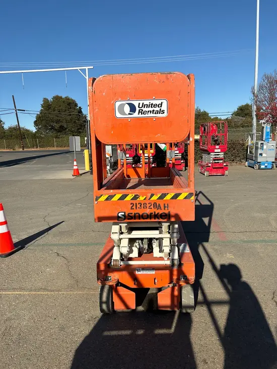 2018 Snorkel S3219E Scissor Lift