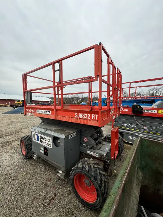 2018 Skyjack SJ6832RT Rough Terrain Scissor Lift