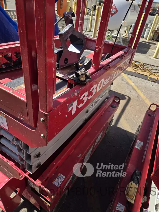 2018 MEC 1330SE Scissor Lift