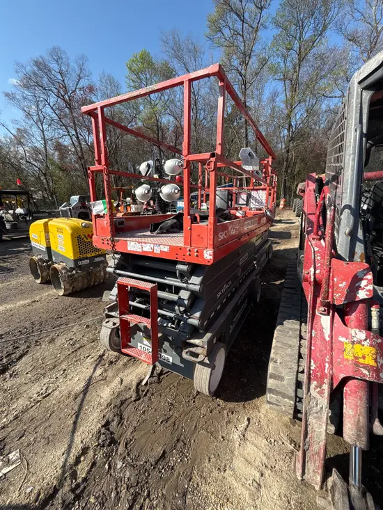 2016 Skyjack SJIII4632 Scissor Lift