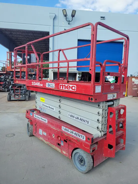 2017 MEC 3346SE Scissor Lift