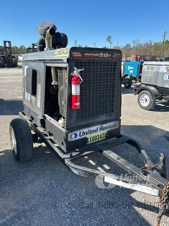 2019 Lincoln Electric VANTAGE 549 Welder