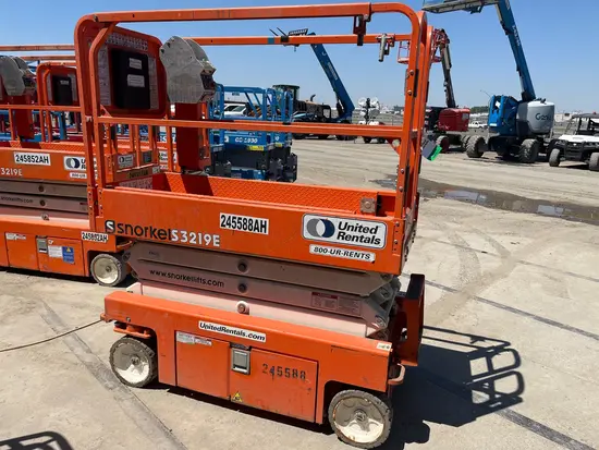 2020 Snorkel S3219E Scissor Lift