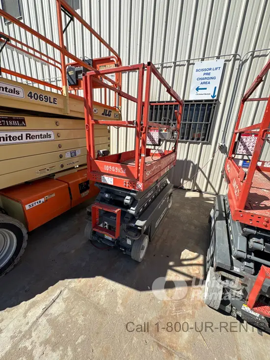 2017 Skyjack SJIII3219 Scissor Lift