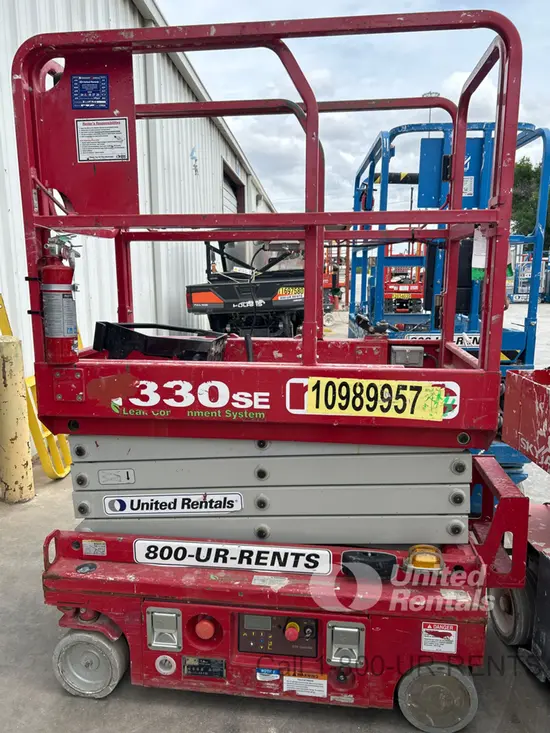 2019 MEC 1330SE Scissor Lift