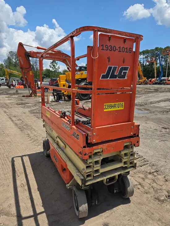 2017 JLG 1930ES Scissor Lift