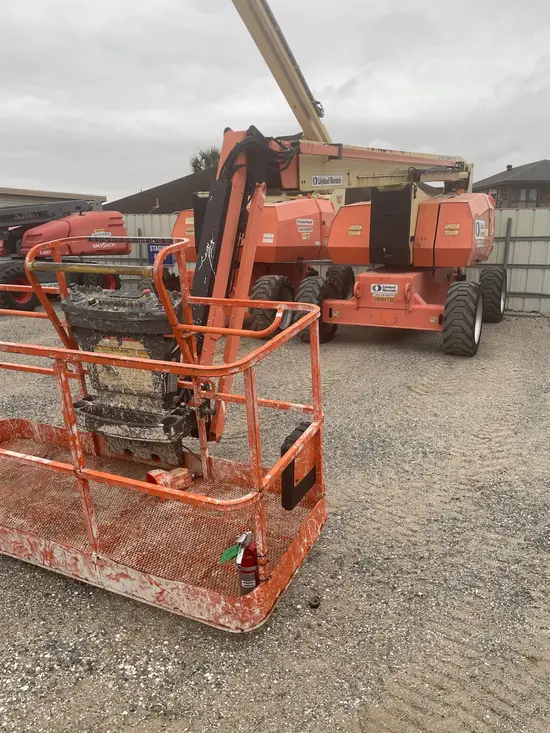 2016 JLG 800AJ Articulating Boom Lift