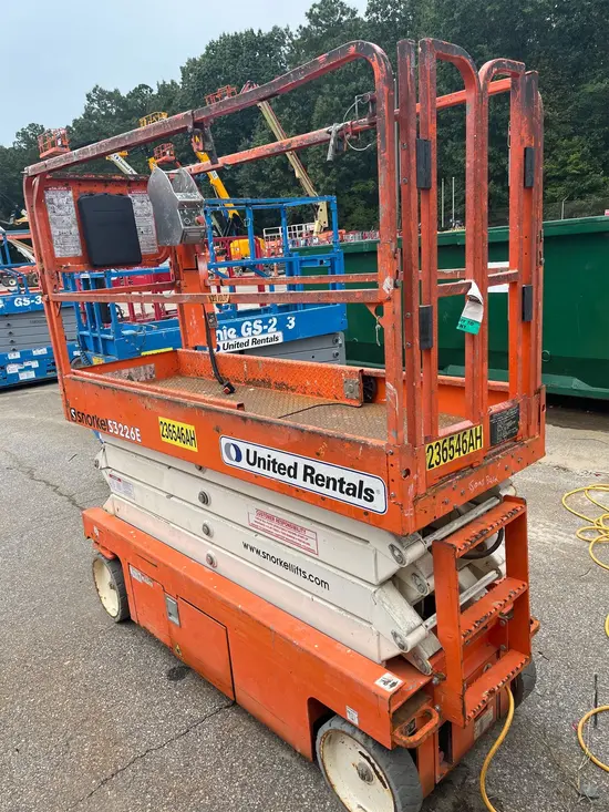 2019 Snorkel S3226E Scissor Lift