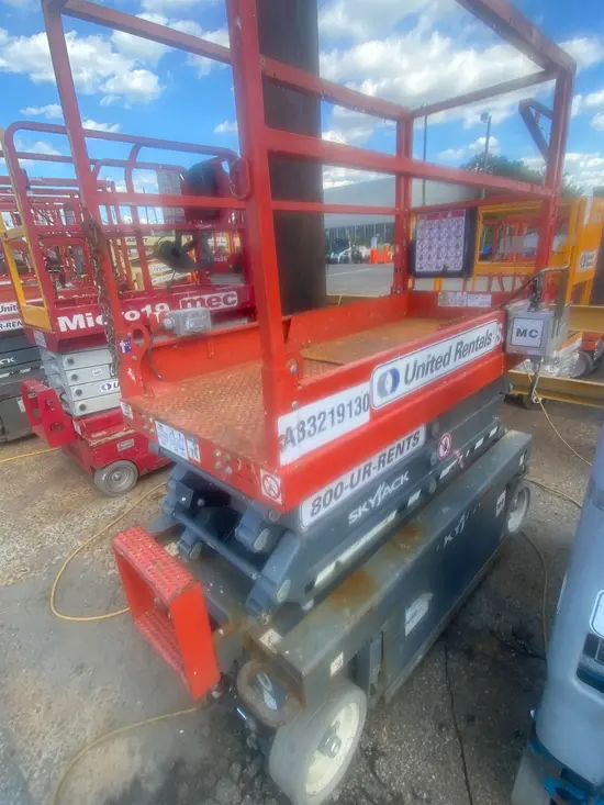 2017 Skyjack SJIII3219 Scissor Lift