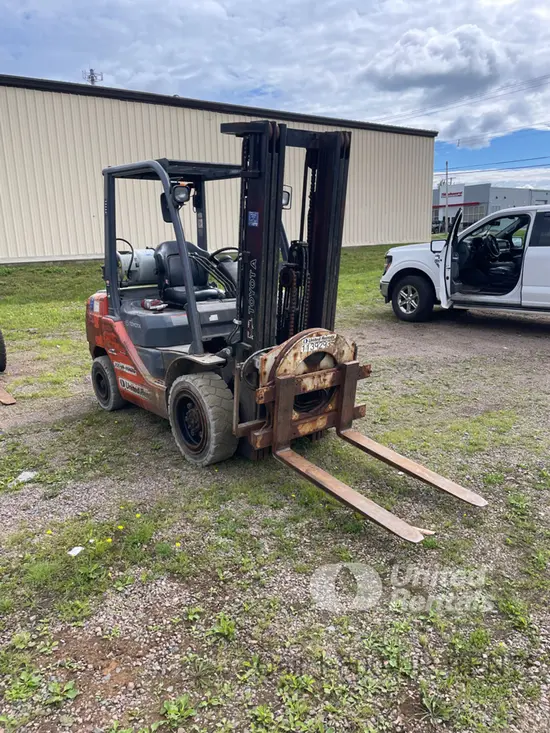 2019 Toyota 8FGU30 Warehouse Forklift