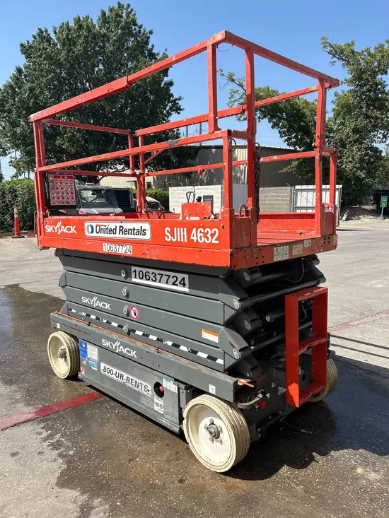 2017 Skyjack SJIII4632 Scissor Lift