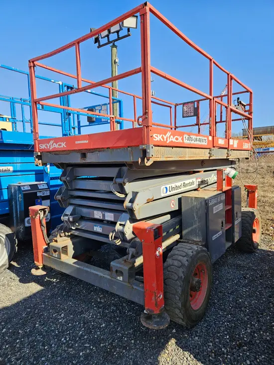 2017 Skyjack SJ8841RT Rough Terrain Scissor Lift