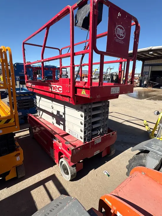 2017 MEC 4046SE Scissor Lift