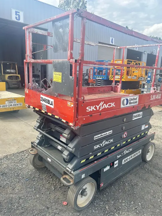 2016 Skyjack SJIII4632 Scissor Lift