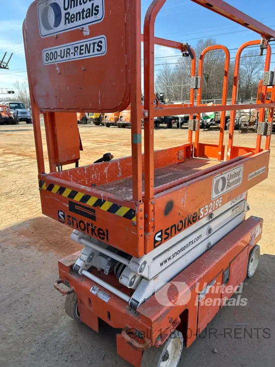 2019 Snorkel S3219E Scissor Lift