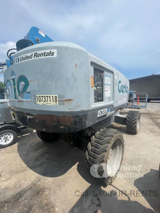 2018 Genie S-60X Boom Lift