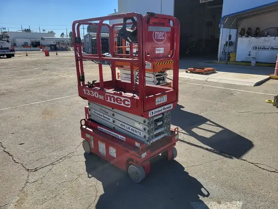 2018 MEC 1330SE Scissor Lift