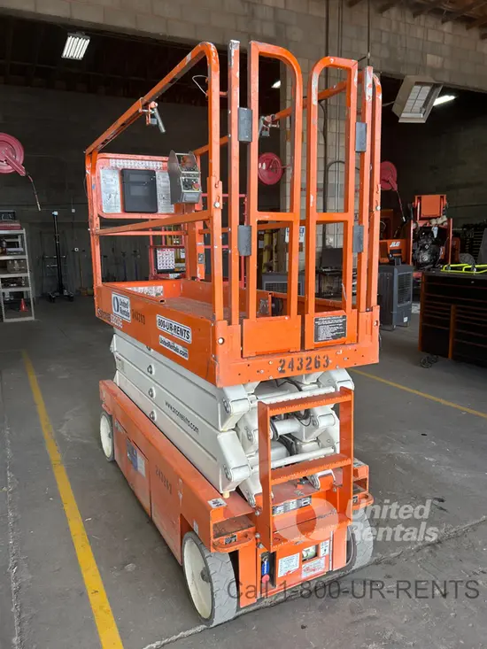 2020 Snorkel S3226E Scissor Lift