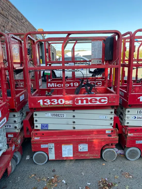 2019 MEC 1330SE Scissor Lift