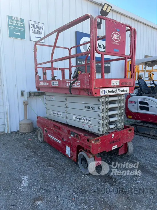 2017 MEC 4046SE Scissor Lift