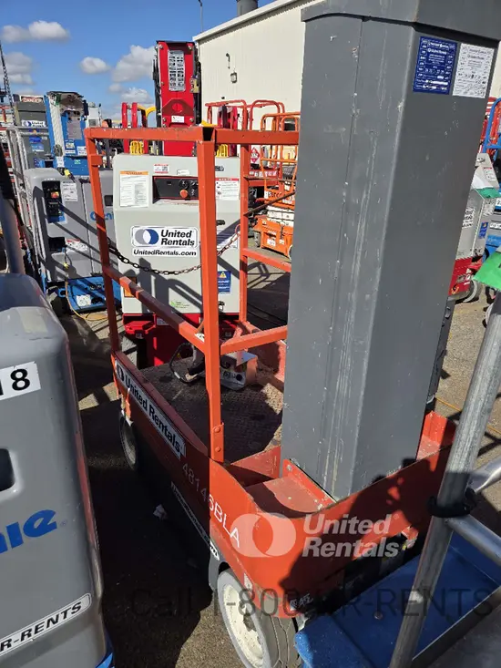 2017 Skyjack SJ16 Self-Propelled One-Person Lift