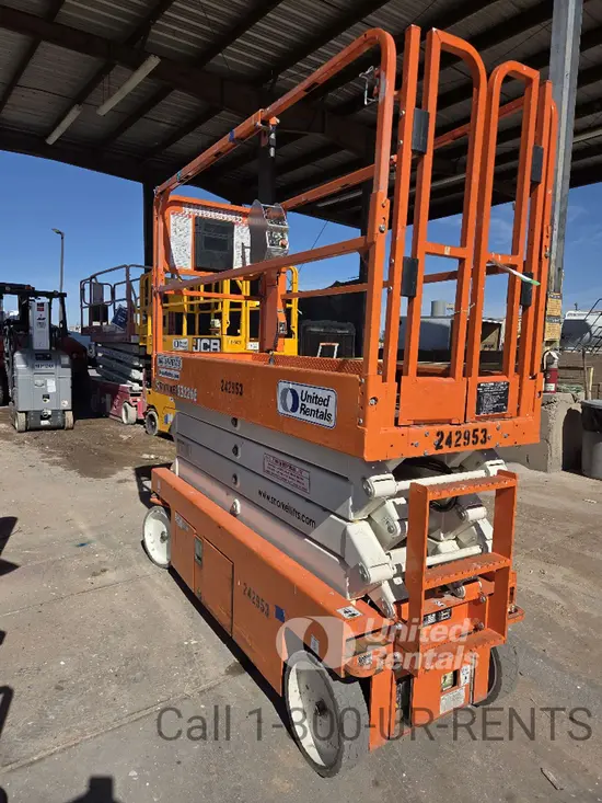 2020 Snorkel S3226E Scissor Lift