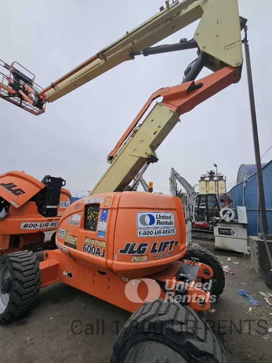 2017 JLG 600AJ Articulating Boom Lift
