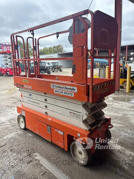 2019 Snorkel S3226E Scissor Lift