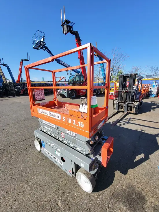 2018 Skyjack SJIII3219 Scissor Lift