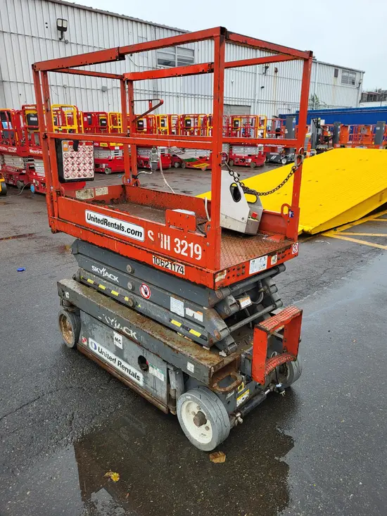 2017 Skyjack SJIII3219 Scissor Lift