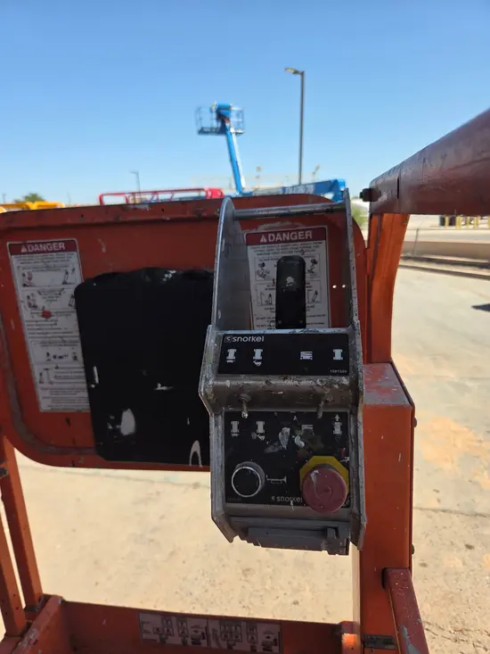 2019 Snorkel S3219E Scissor Lift